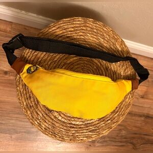 💛 Minions Banana Fanny Waist Bag - Rare!